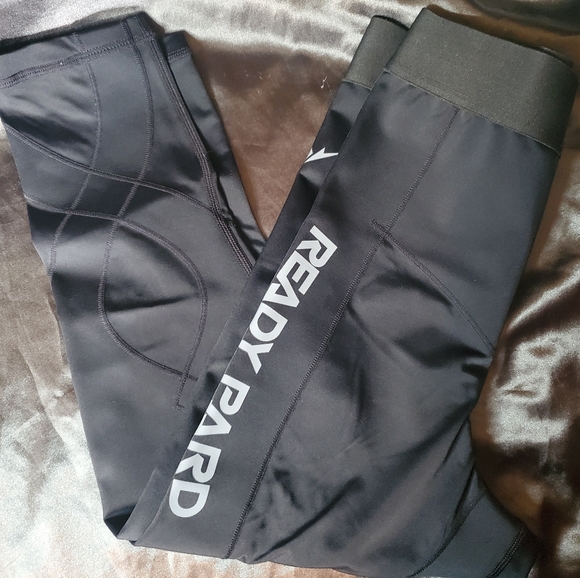 Ready Pard Medium Compression Capri Tights - Picture 7 of 10